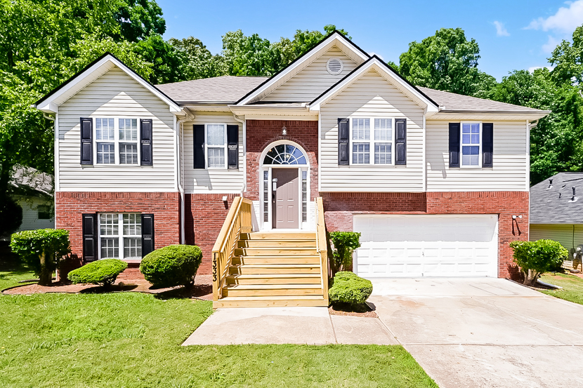 1333 Vine Cir McDonough, GA 30253
